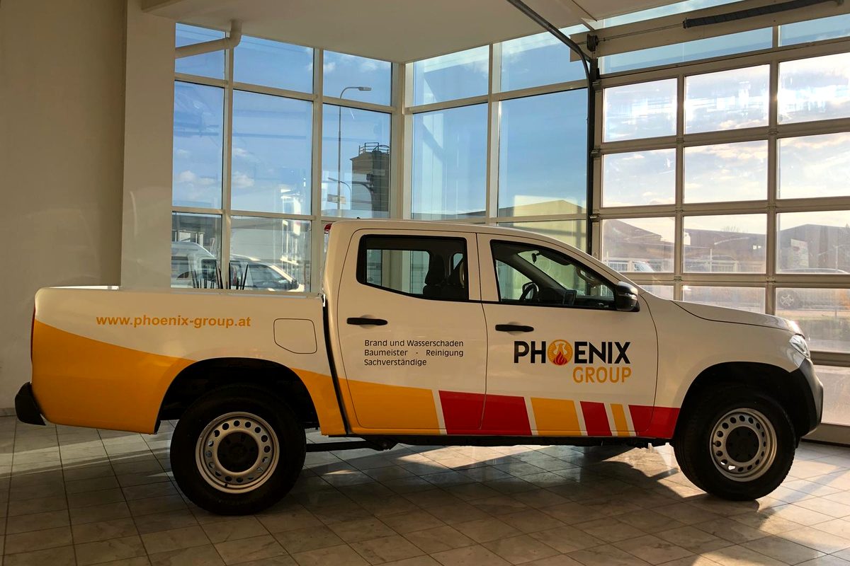 Phoenix Group Fahrzeugbeschriftung